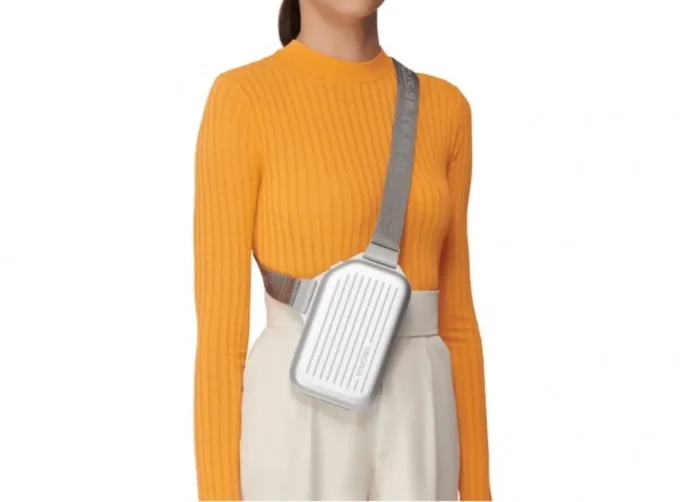 Aluminiowa torebka na ramię typu sling clutch