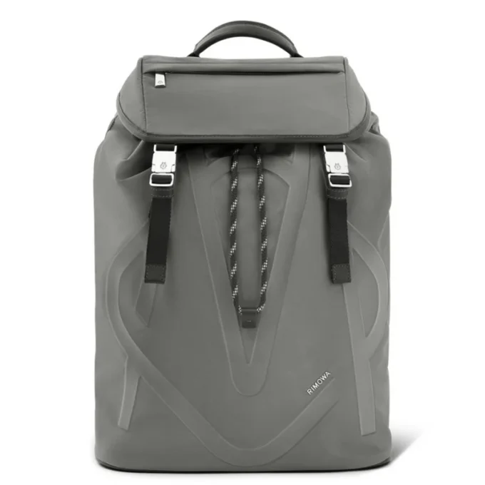Plecak Signature Flap z nylonu ECONYL®