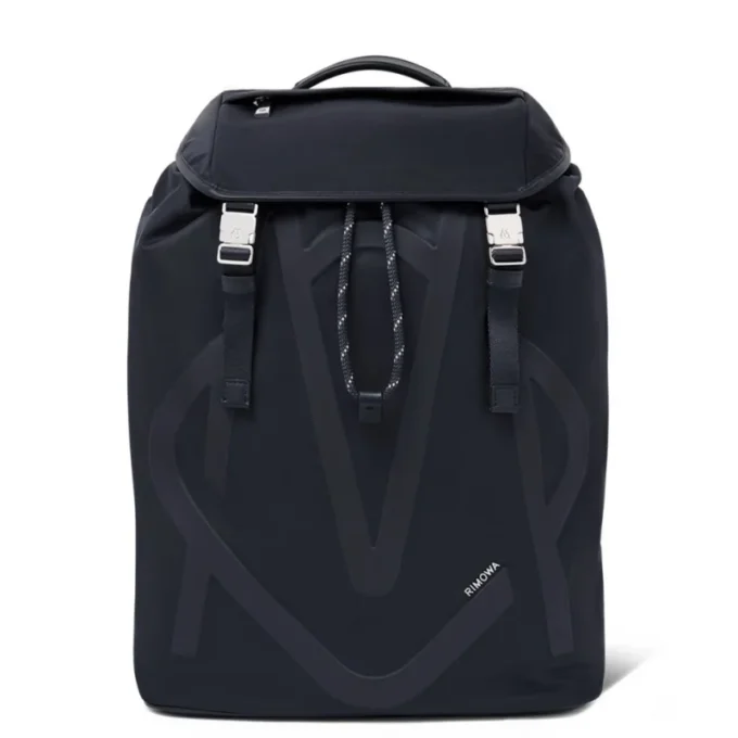 Plecak Signature Flap z nylonu ECONYL®