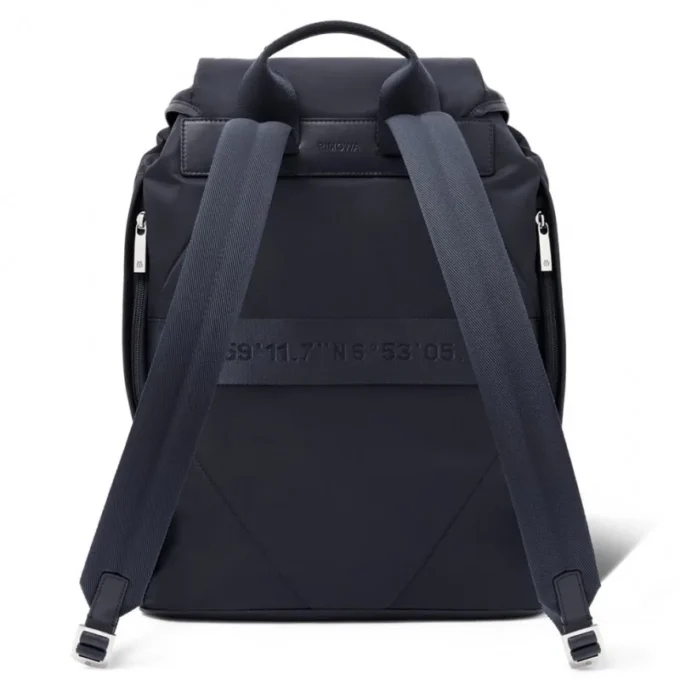 Plecak Signature Flap z nylonu ECONYL®
