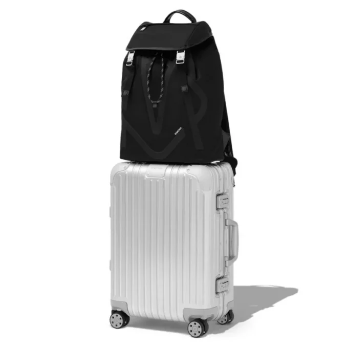 Plecak Signature Flap z nylonu ECONYL®